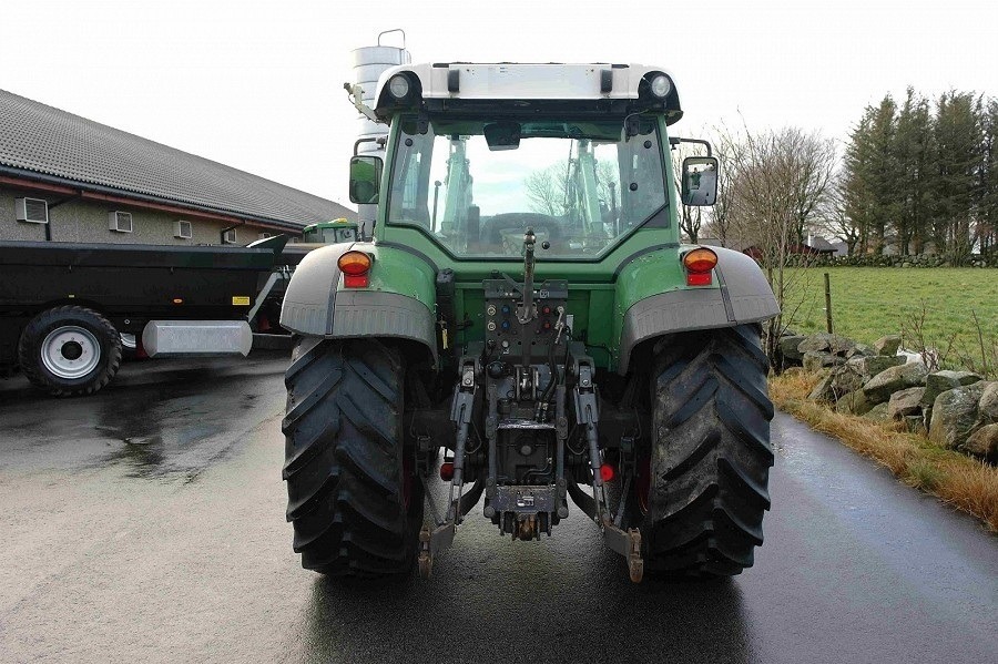 2010 Fendt 211 - Image 3