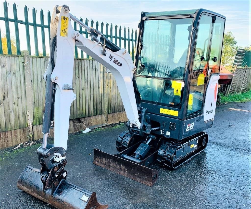 2017 BOBCAT E 19 - Image 5