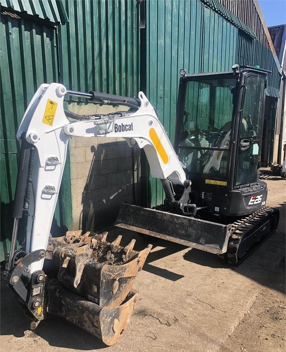 2019 BOBCAT E26 - Image 3