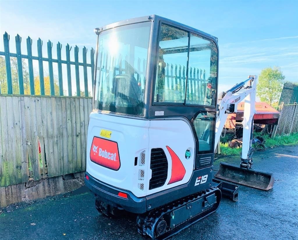 2017 BOBCAT E 19 - Image 6