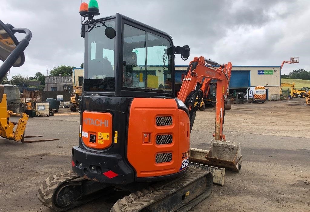 2017 HITACHI ZX33 U-5 - Image 10