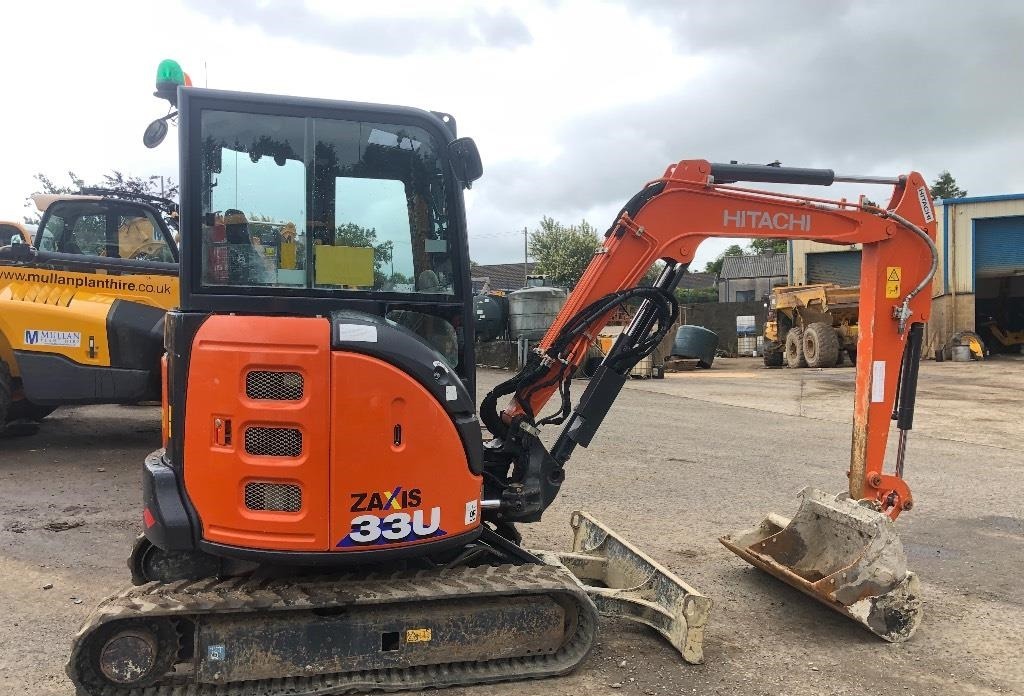 2017 HITACHI ZX33 U-5 - Image 2