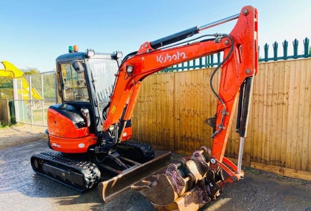 2016 KUBOTA U 35-3 A - Image 11