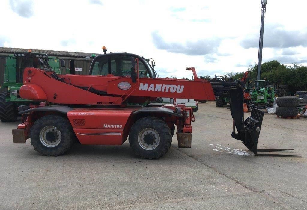 2010 MANITOU MRT2150 - Image 4