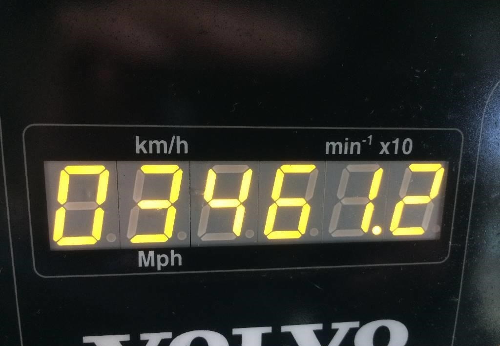 2012 VOLVO L 30 B - Image 16