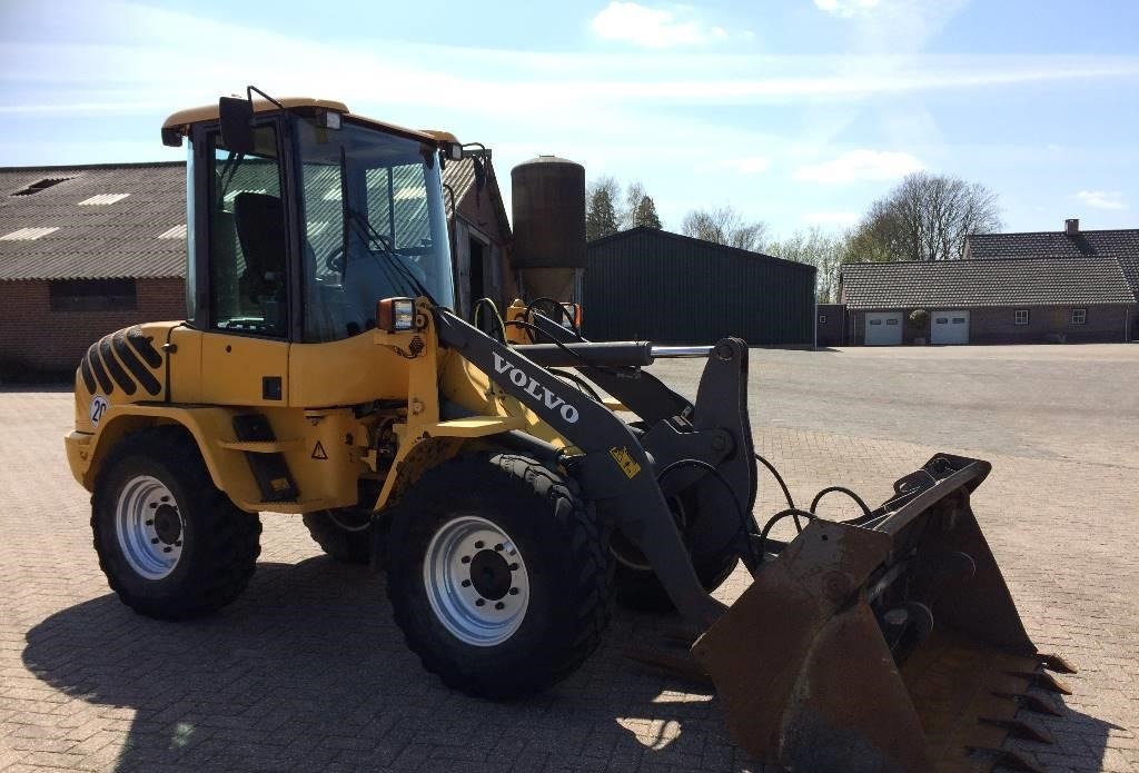 2012 VOLVO L 30 B - Image 3