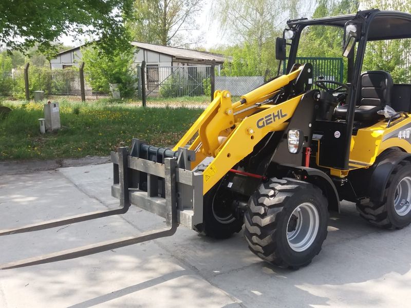 2019 Gehl AL440 K - Image 2