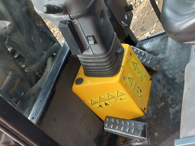 2019 Gehl AL440 K - Image 11