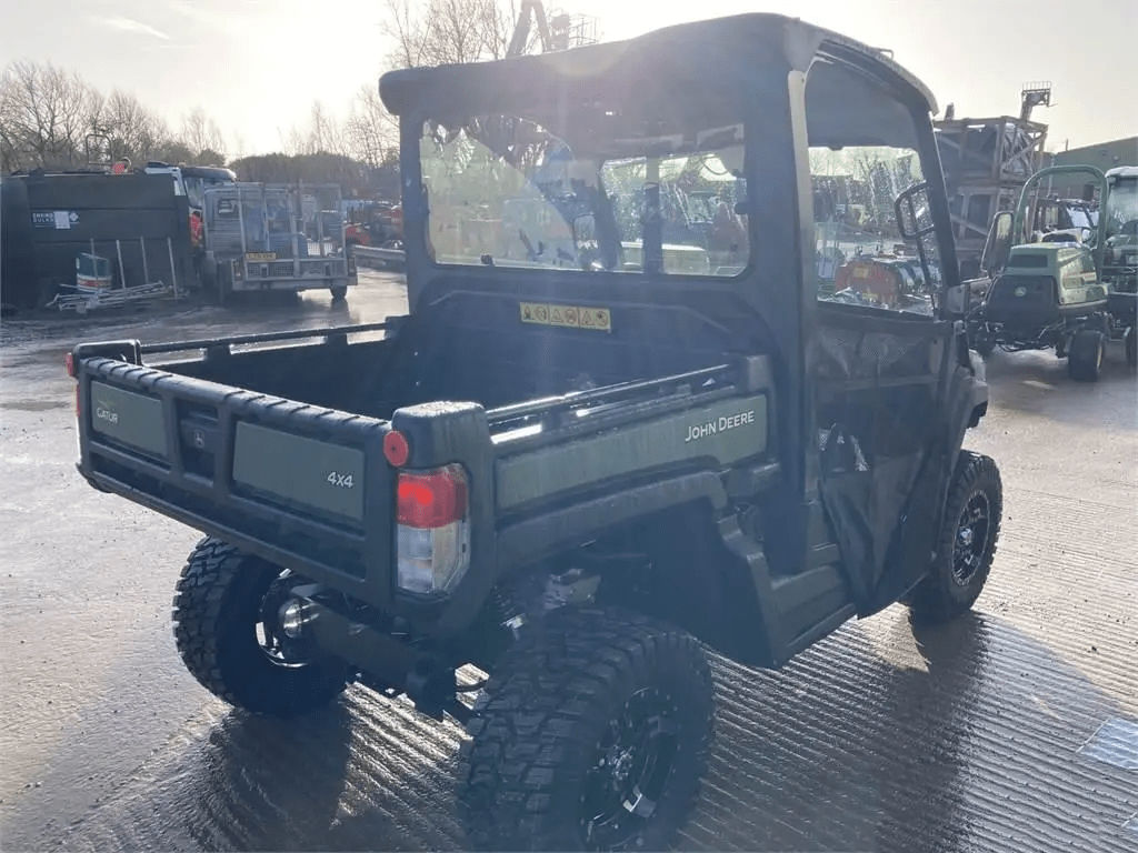 2023 John Deere XUV865M Gator - Image 4