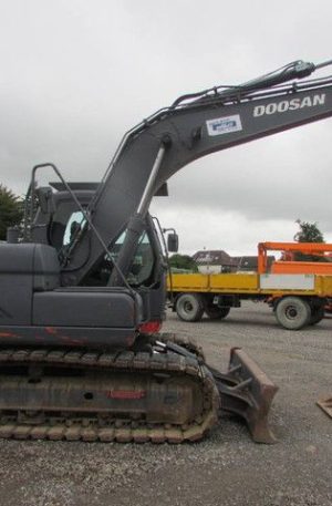 2009 Doosan DX 140 LC