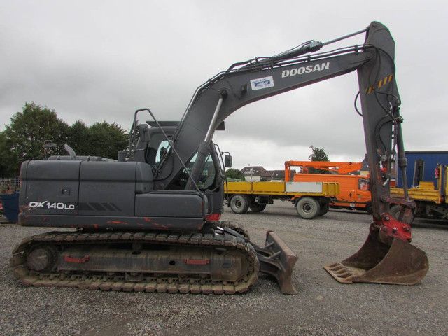 2009 Doosan DX 140 LC