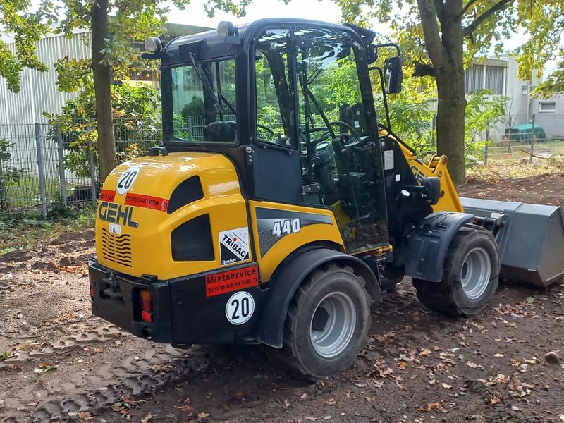 2019 Gehl AL440 K - Image 8