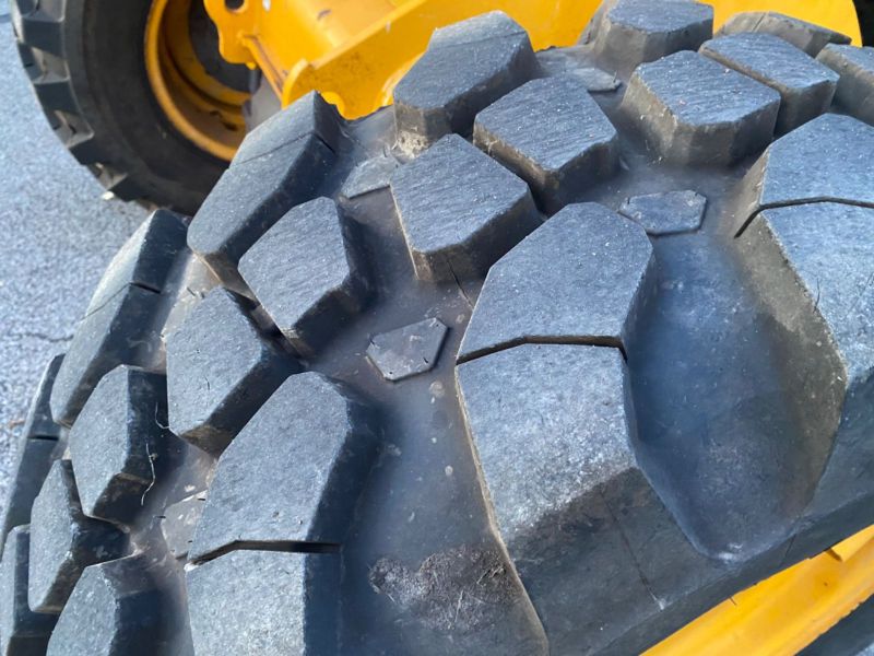 2011 JCB TM 220 - Image 9