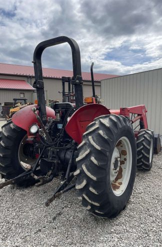 1999 Massey Ferguson 263 Tractor