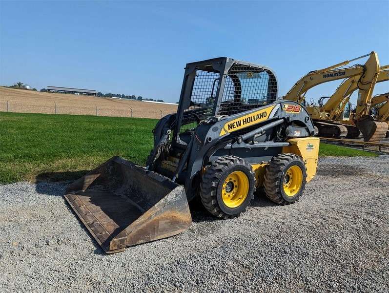 2013 New Holland L218 Skid Steer - Image 17