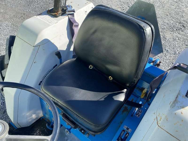 1997 New Holland 1920 Tractor - Image 17