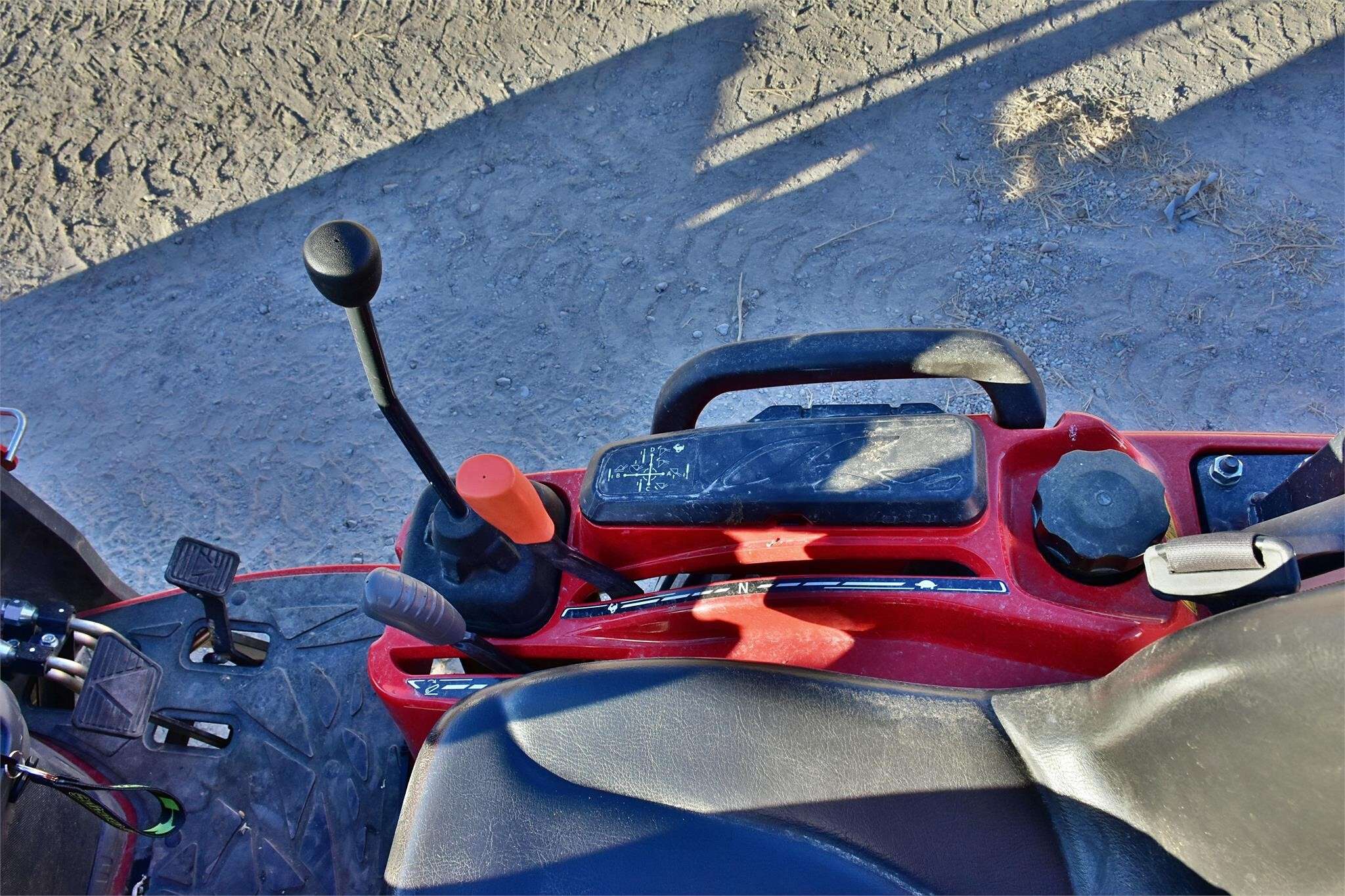 2020 Massey Ferguson GC1723E Tractor - Image 23