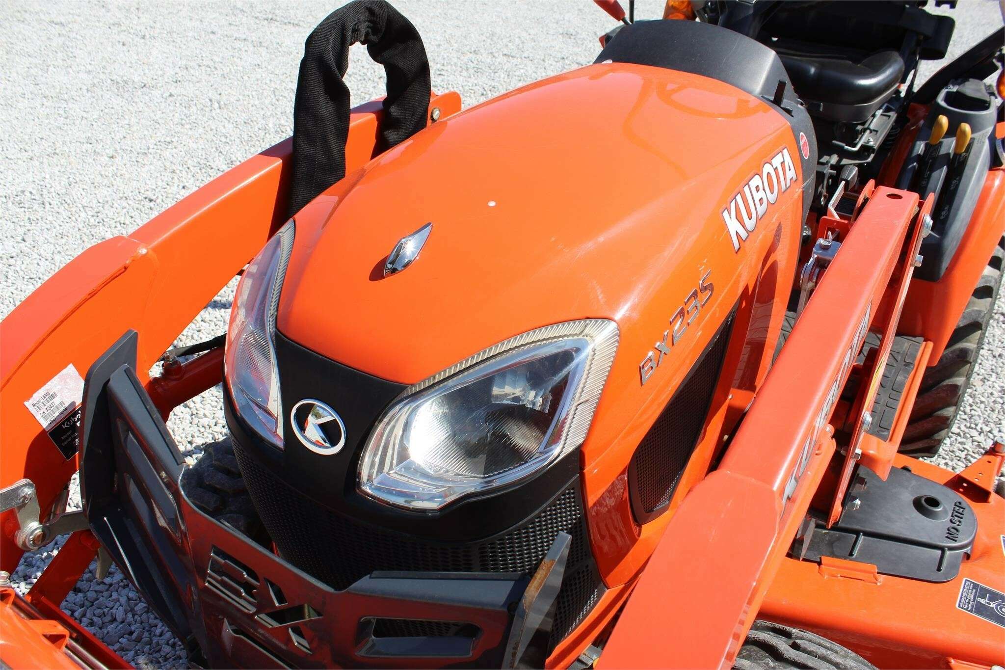 2018 Kubota BX23S Tractor - Image 11