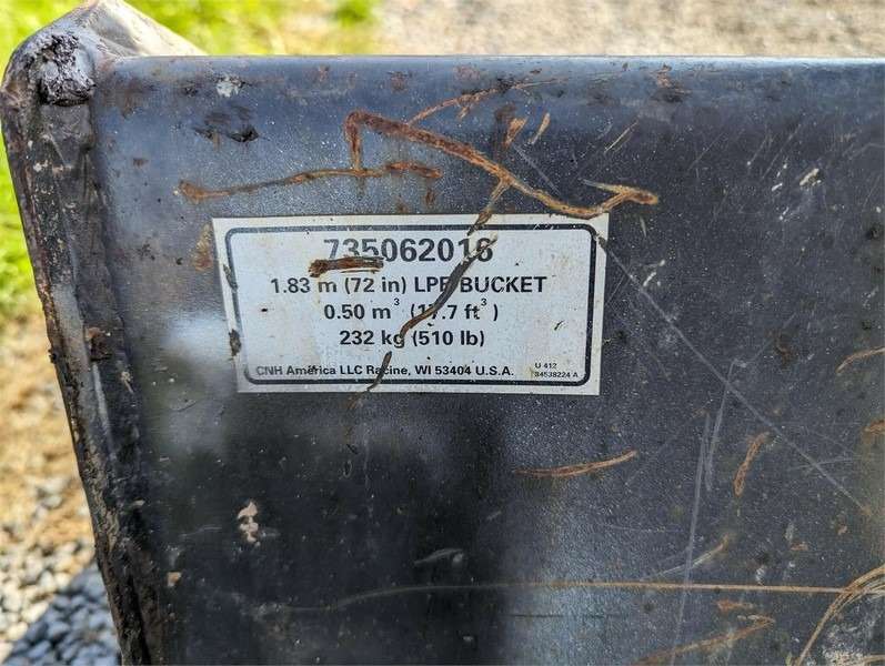 2013 New Holland L218 Skid Steer - Image 3