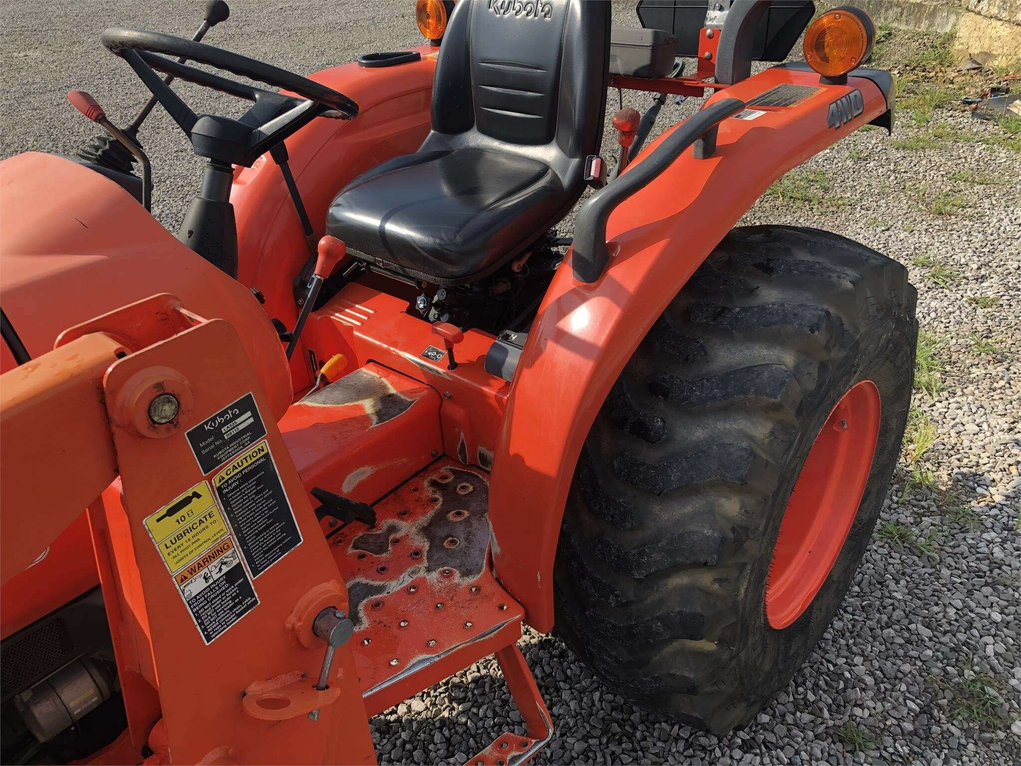 2016 Kubota L2501 Tractor - Image 12
