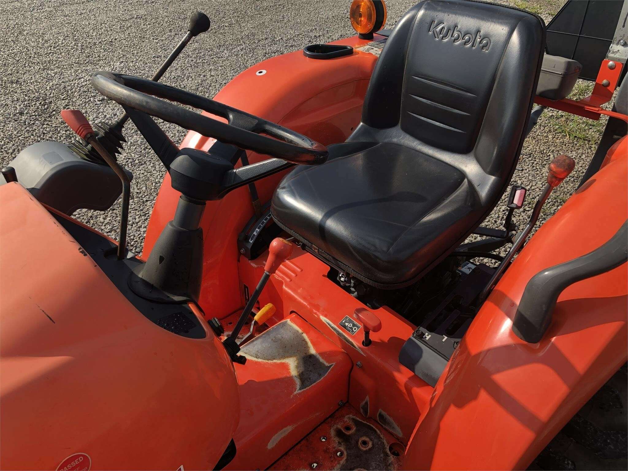 2016 Kubota L2501 Tractor - Image 13