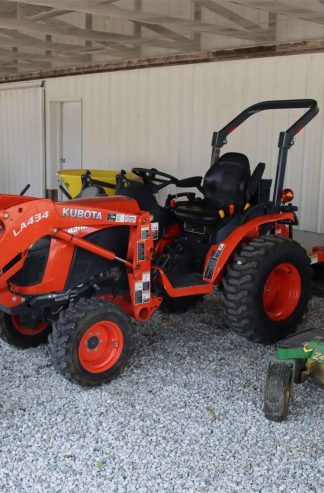 2015 Kubota B2601 Tractor