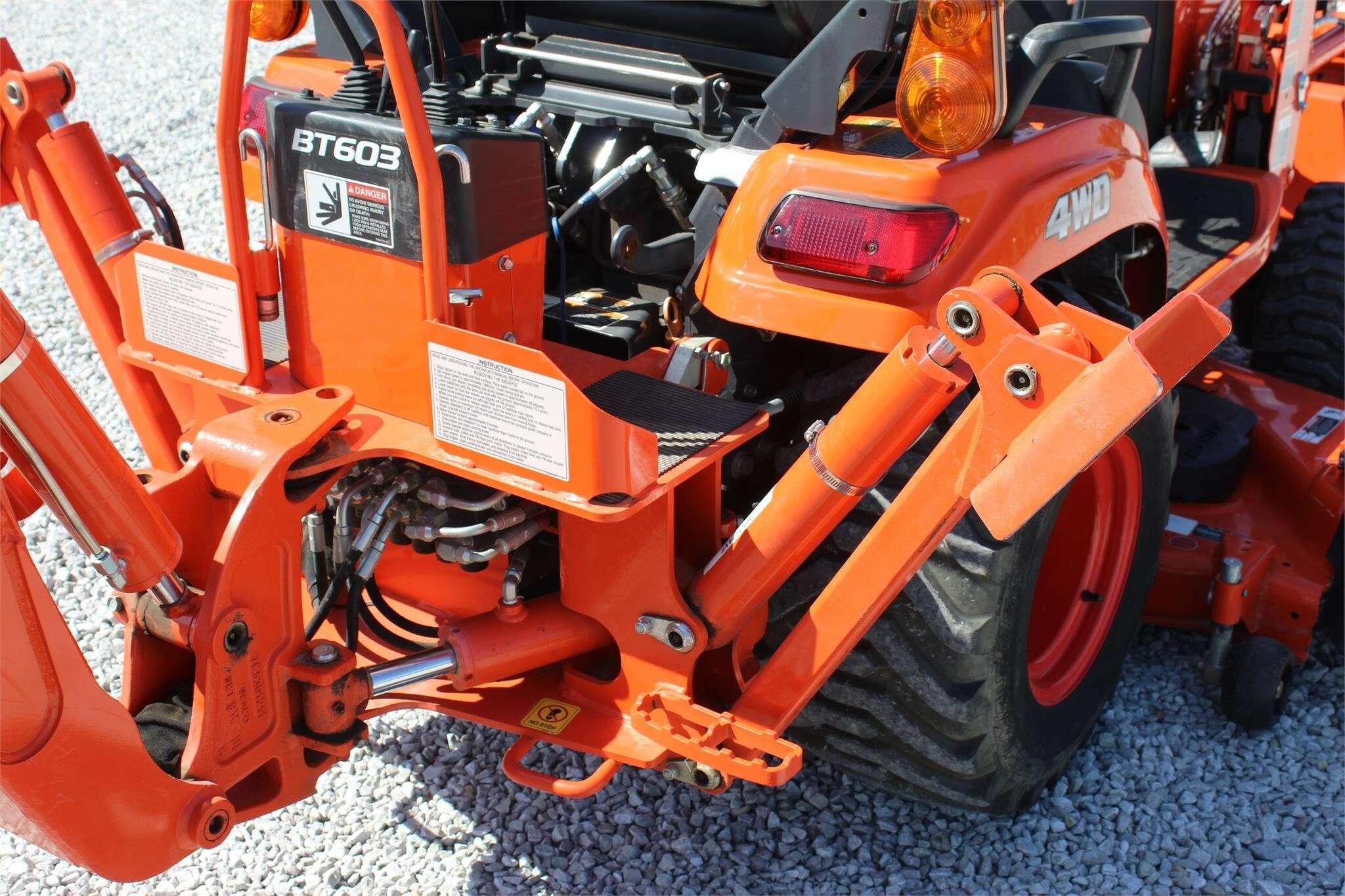 2018 Kubota BX23S Tractor - Image 28