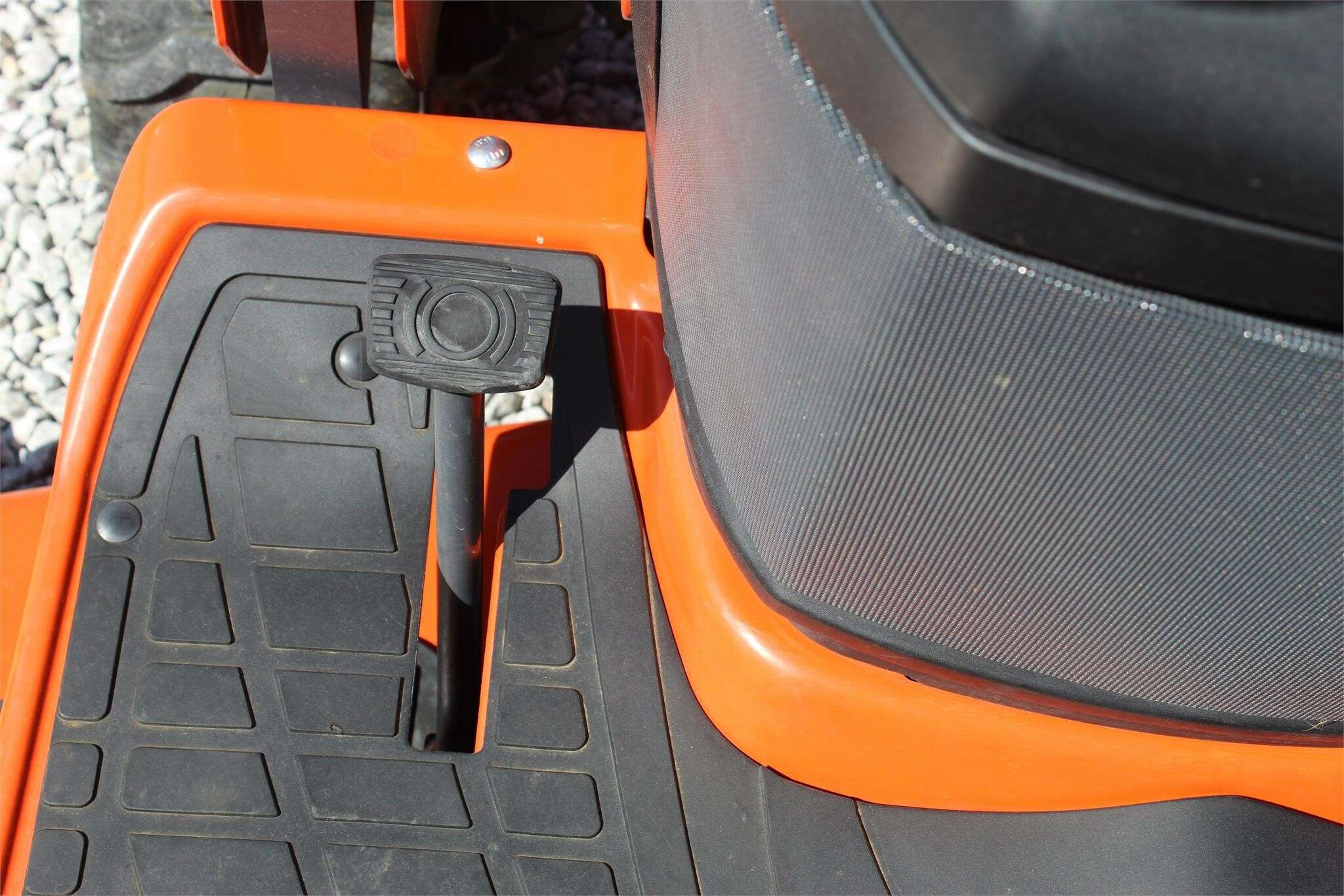 2018 Kubota BX23S Tractor - Image 37