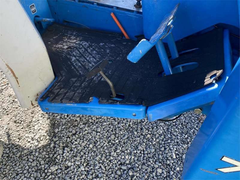 1997 New Holland 1920 Tractor - Image 10