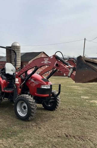 2004 Case IH DX40 Tractor