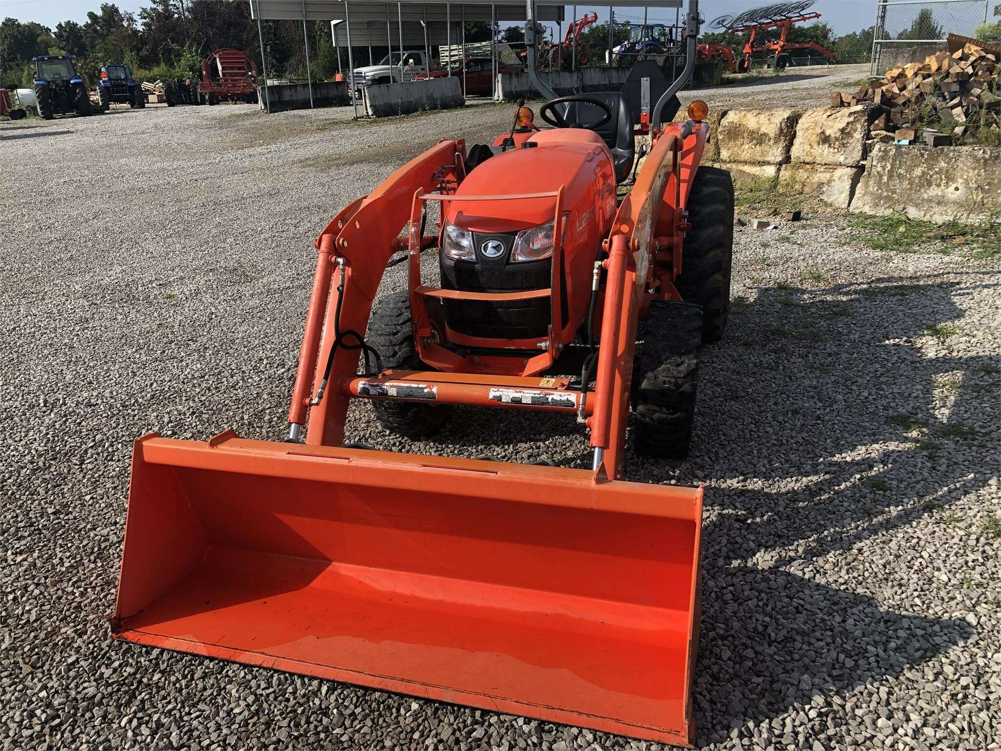 2016 Kubota L2501 Tractor