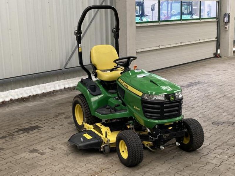 2018 John Deere X940 - Image 3