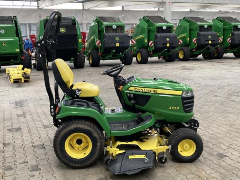 2018 John Deere X940