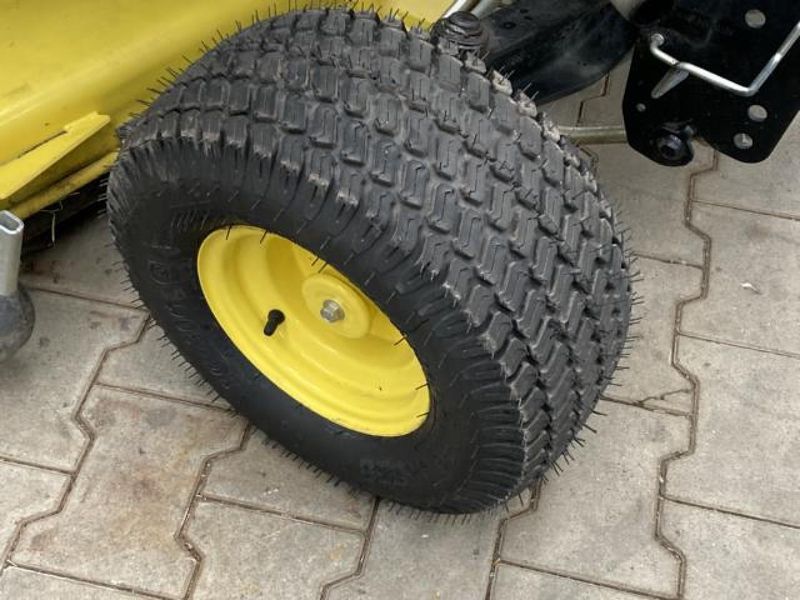 2018 John Deere X940 - Image 7