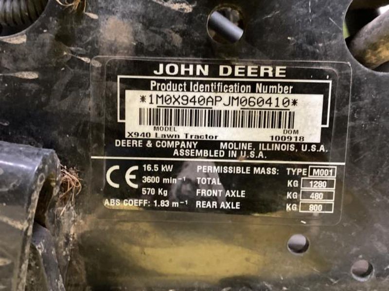 2018 John Deere X940 - Image 12