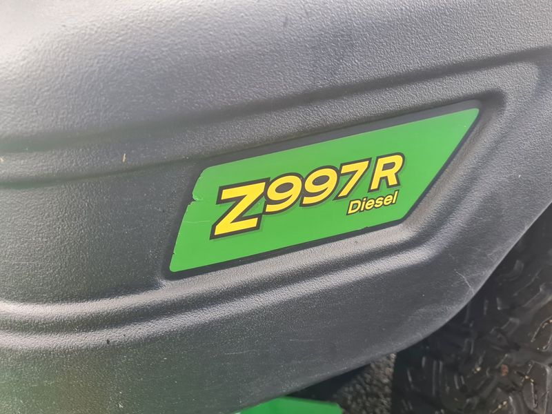 2021 John Deere Z997R - Image 9