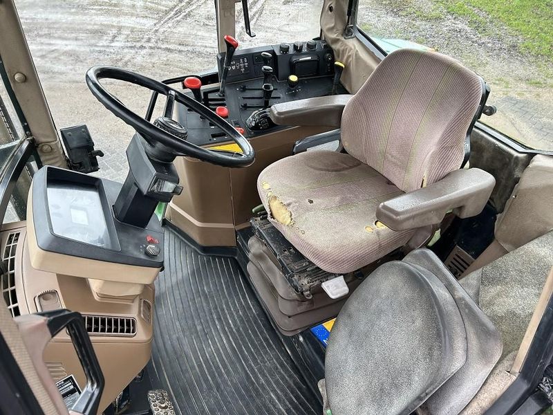 1996 John Deere 6600 - Image 10