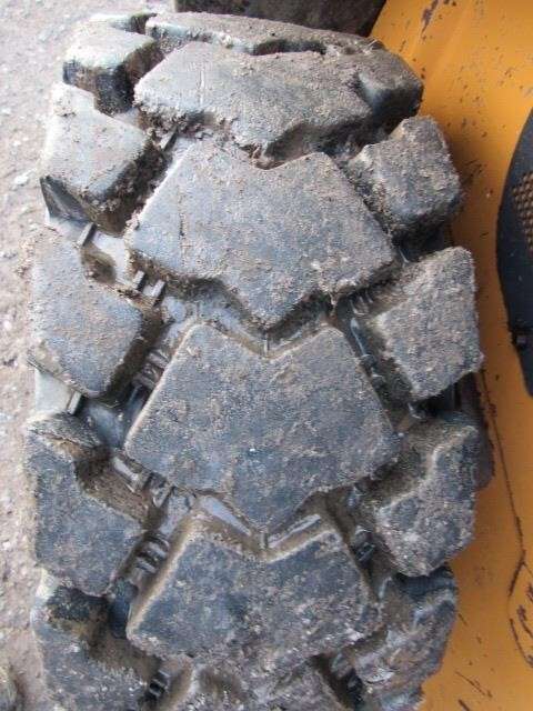 2020 Case SR175B Skid Steer - Image 10