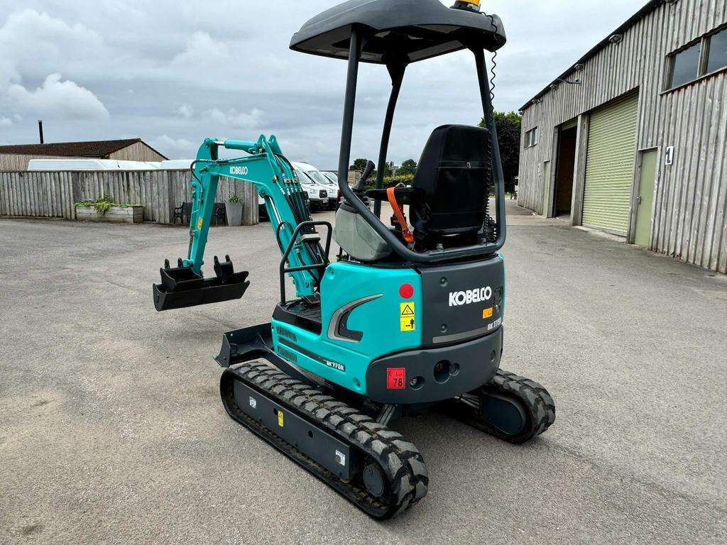 2018 Kobelco SK17STR3 - Image 4