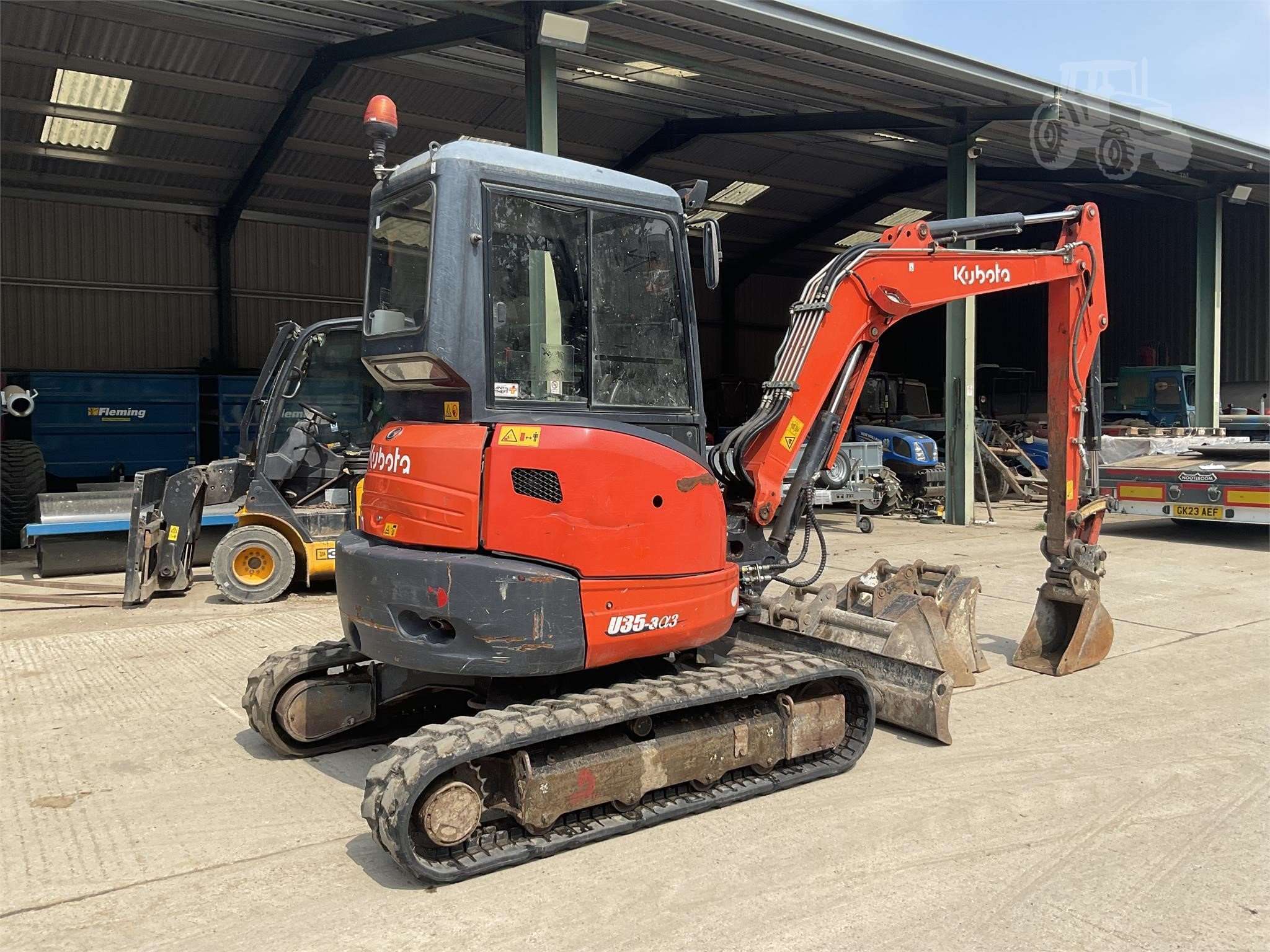 2016 KUBOTA U35-3A3 - Image 3