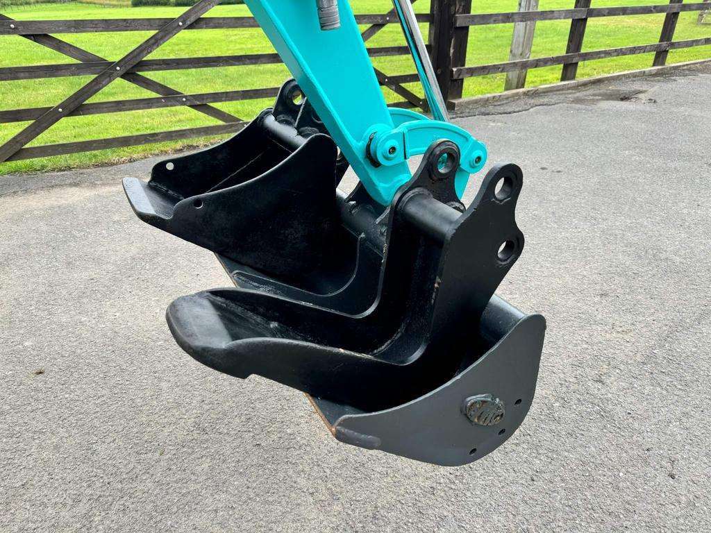 2018 Kobelco SK17STR3 - Image 17