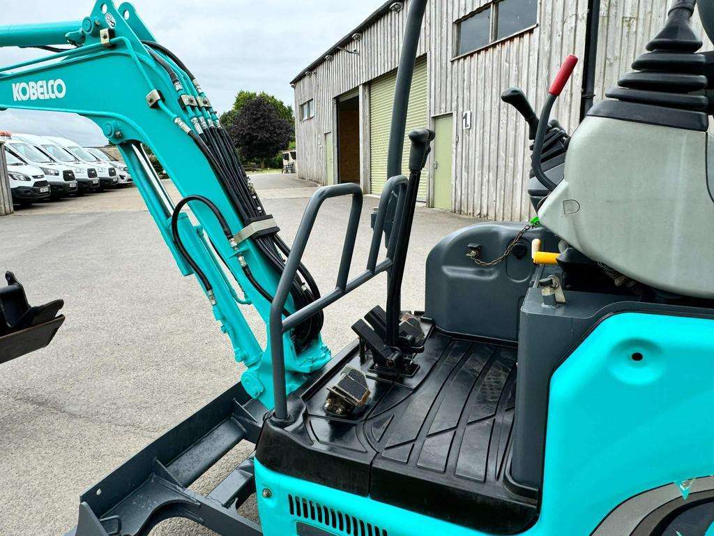 2018 Kobelco SK17STR3 - Image 29