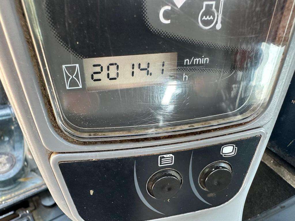 2023 Kubota KX019-4 - Image 3