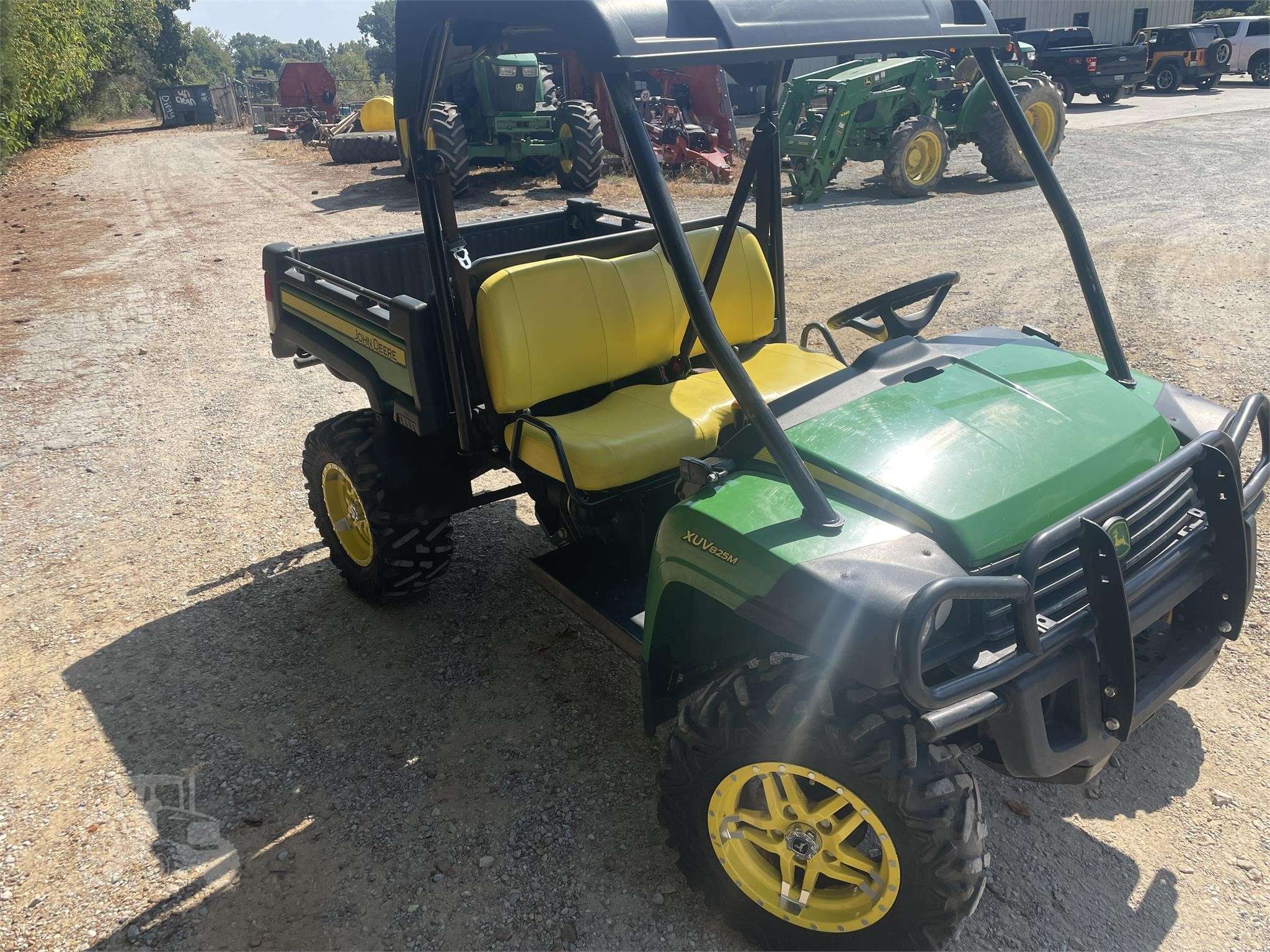 2019 JOHN DEERE GATOR XUV 825M - Image 4