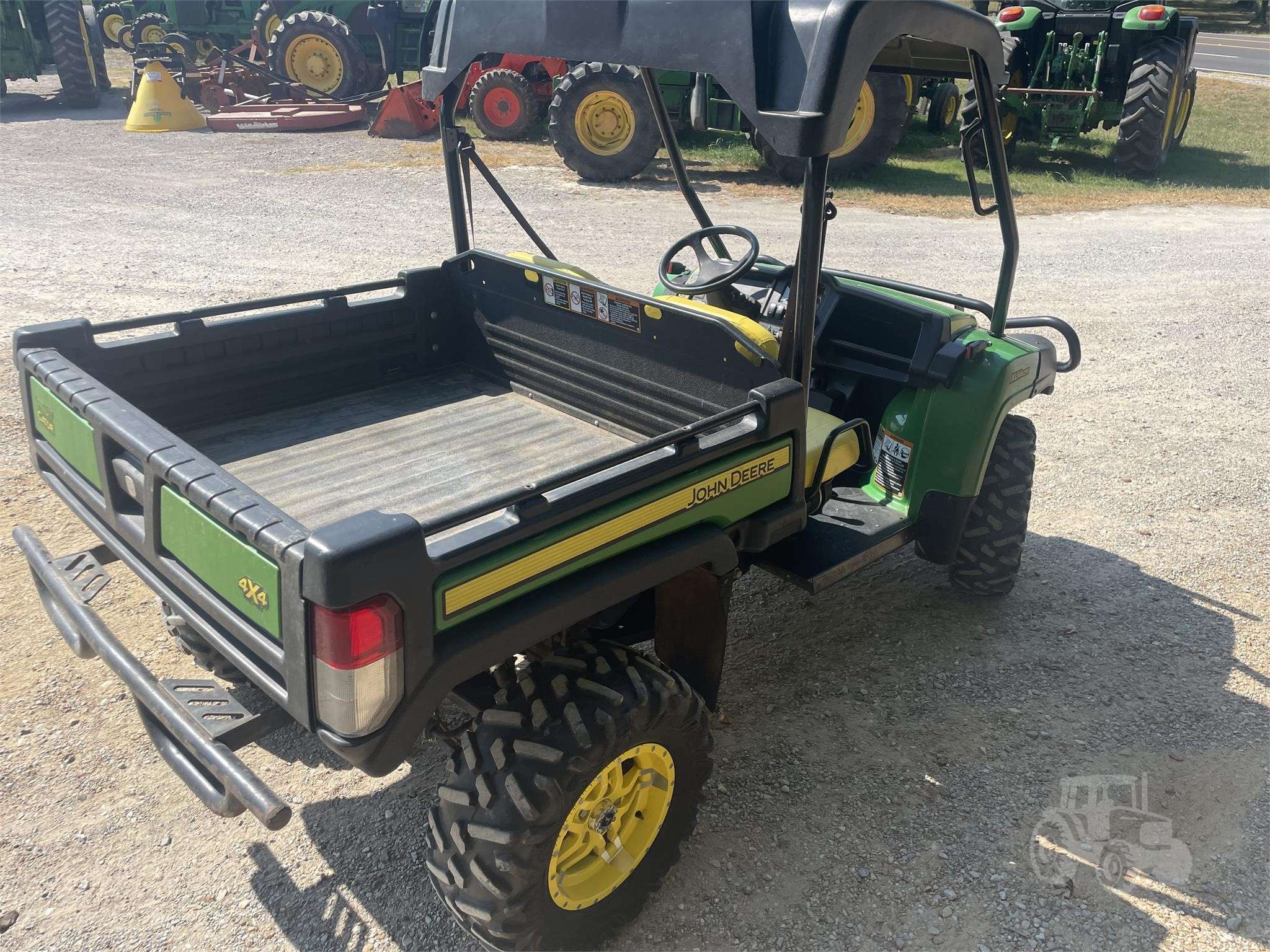 2019 JOHN DEERE GATOR XUV 825M - Image 6