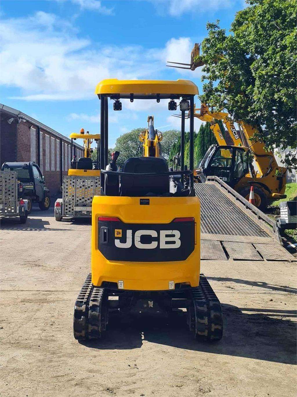 2022 JCB 18Z-1 - Image 4