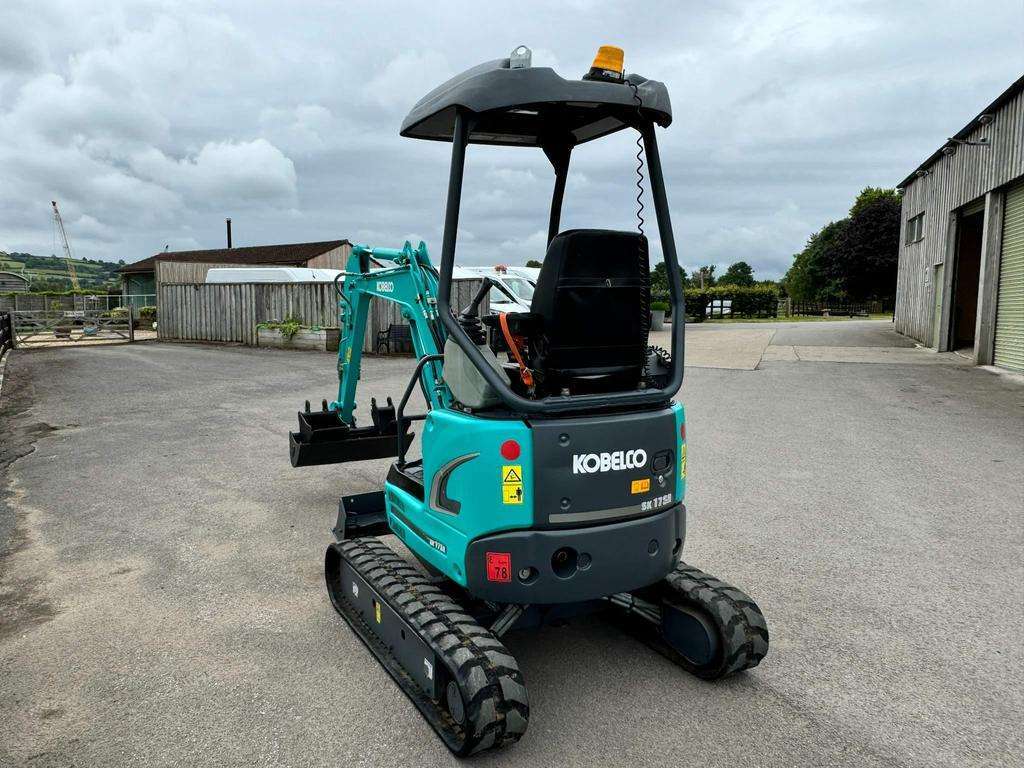 2018 Kobelco SK17STR3 - Image 10