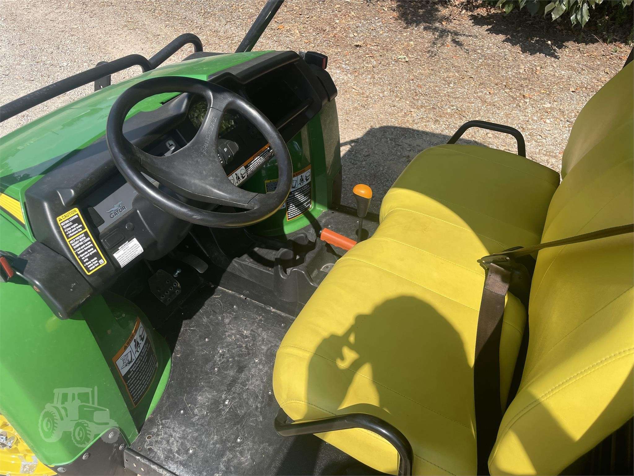 2019 JOHN DEERE GATOR XUV 825M - Image 8