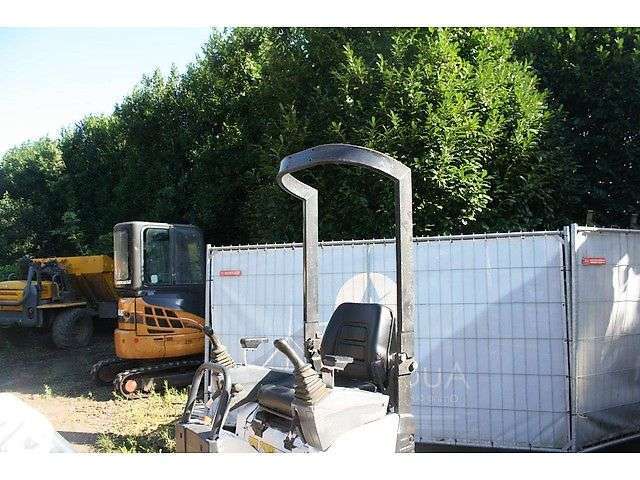 2016 Bobcat E10 - Image 14