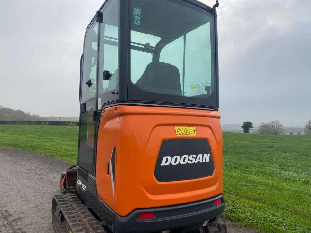 2020 Doosan DX19 - Image 15